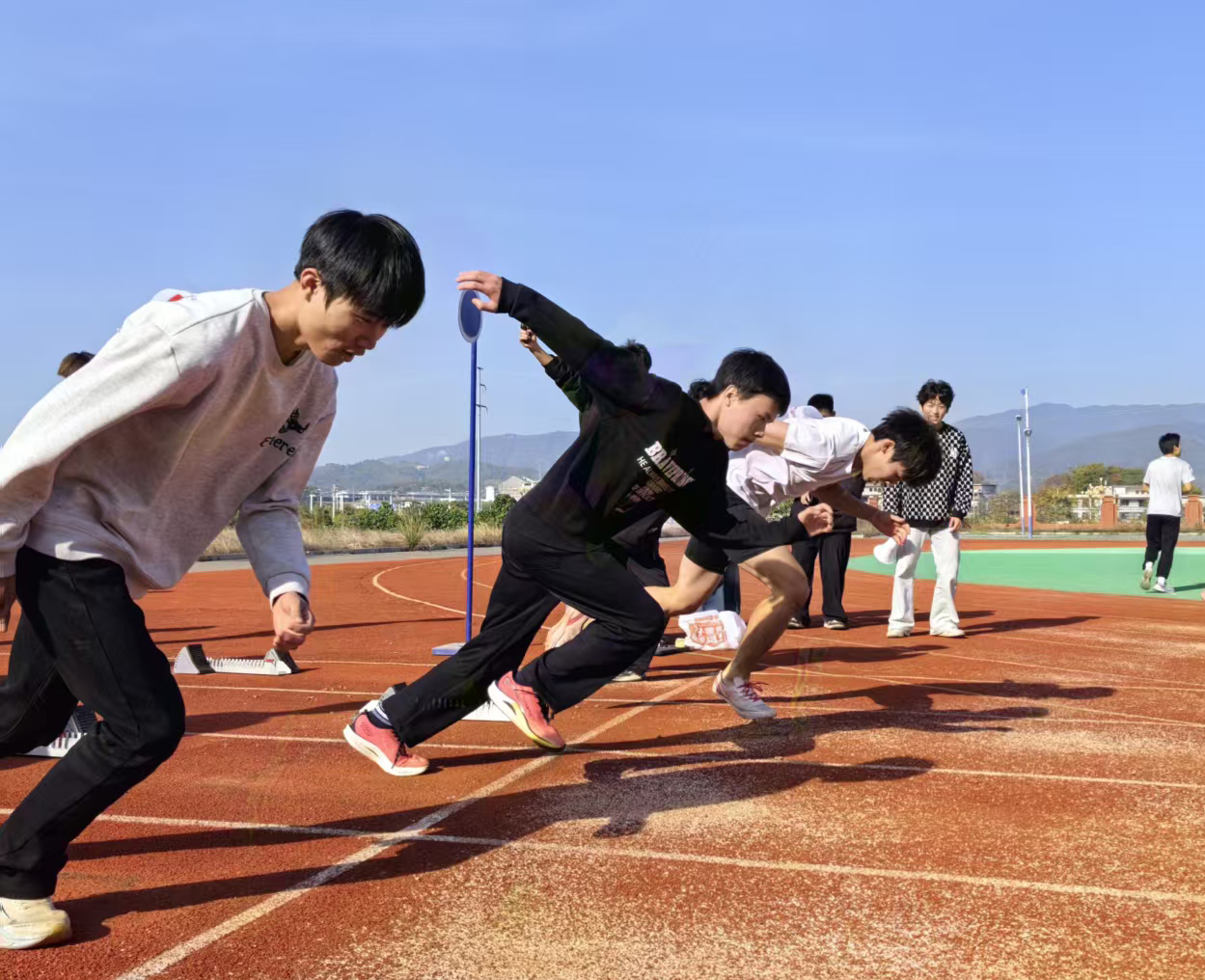 &ldquo;逐梦赛场，竞绽芳华&rdquo;&mdash;宁都县翠微艺术高中第二届田径运动会圆满落幕
